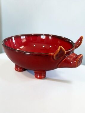NapaStyle Tuscan Red Ceramic Pig Dish Bowl Pottery Salsa Dip Footed Serving Dish